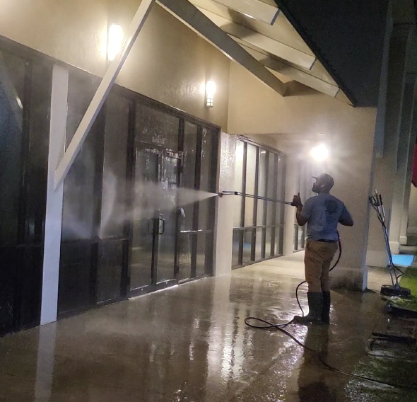 Storefront Cleaning Slidell
